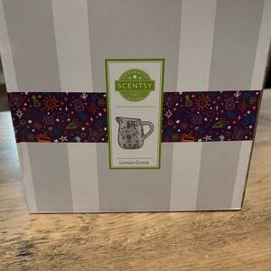 NEW IN BOX Scentsy Lemon Grove Warmer with Purple Accents